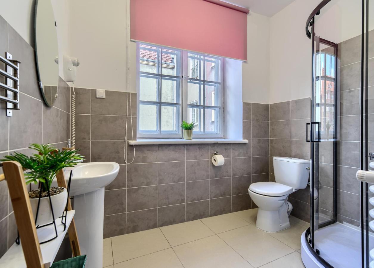 Happiness Holidays - Old Town Apartment Гданск Екстериор снимка